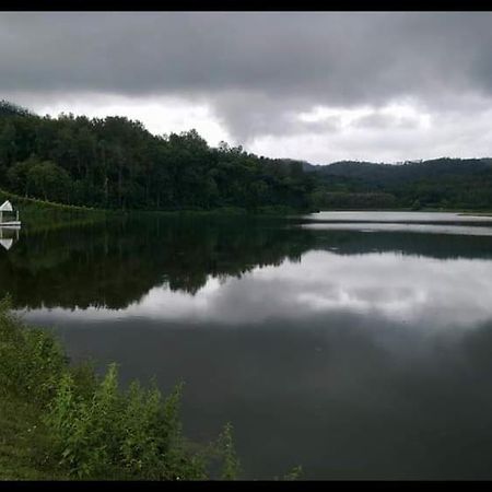 Wheel To Hills Stay Inn Service Apartments จิกมากาลูร์ ภายนอก รูปภาพ